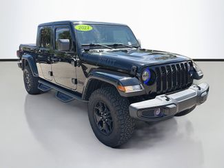 Used 2021 Jeep Gladiator Willys video 1