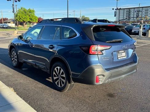 Used 2020 Subaru Outback Premium image 4