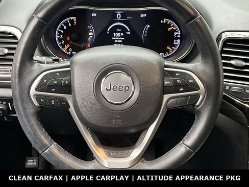 Used 2022 Jeep Grand Cherokee Laredo X AWD/4WD image 15
