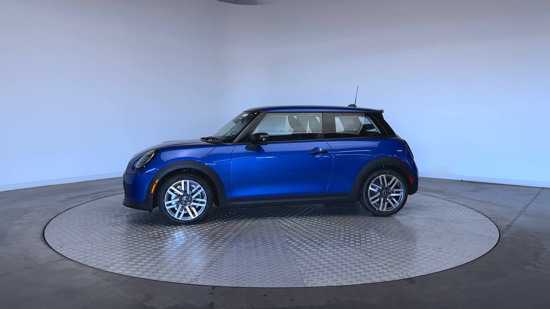 Certified 2026 MINI Cooper S FWD image 5