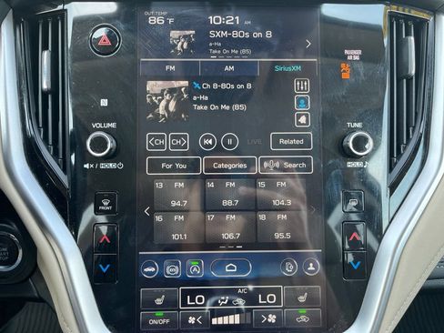Certified 2025 Subaru Outback Limited AWD/4WD image 19