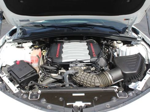 Used 2021 Chevrolet Camaro SS RWD image 27