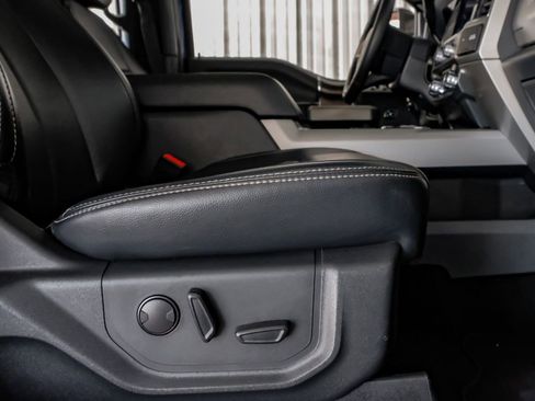 Used 2022 Ford F250 Lariat w/ Lariat Ultimate Package image 32