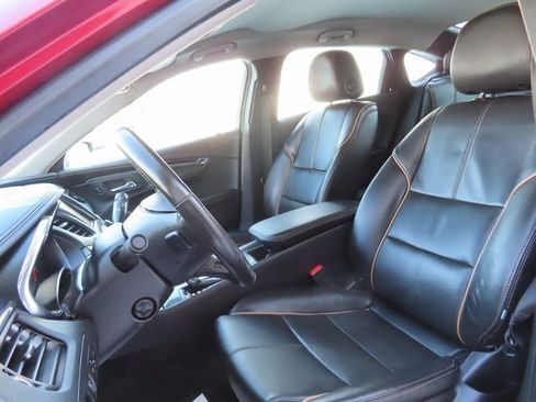 Used 2019 Chevrolet Impala Premier w/ Premier Confidence Package image 19