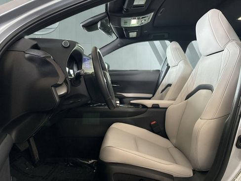 Certified 2025 Lexus UX 300h UX 300h F SPORT Design image 9