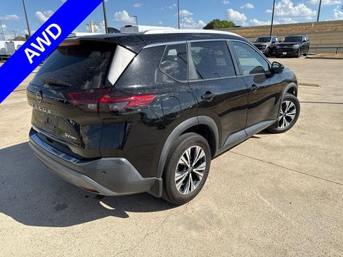 Used 2022 Nissan Rogue SV w/ SV Premium Package AWD/4WD image 11