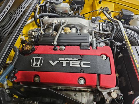 Used 2003 Honda S2000 image 34