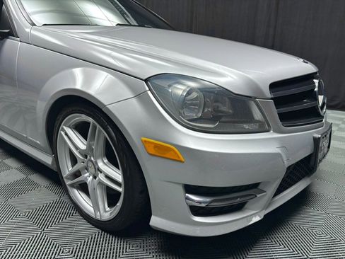 Used 2013 Mercedes-Benz C 300 Sport image 11