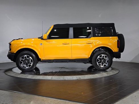 Used 2022 Ford Bronco Outer Banks image 6