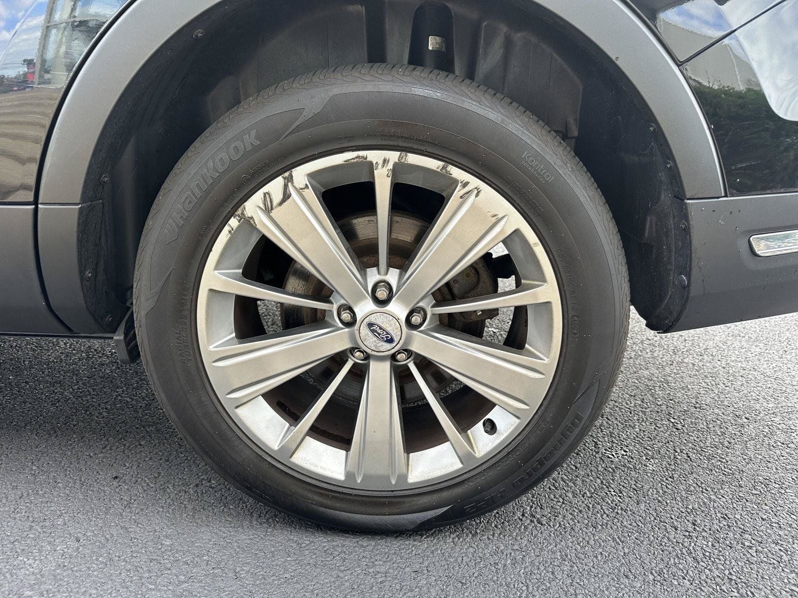 Used 2018 Ford Explorer Limited AWD/4WD image 15
