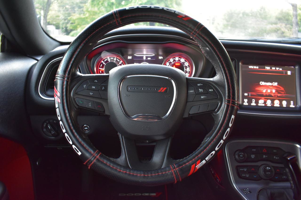 Used 2016 Dodge Challenger R/T Plus RWD image 23