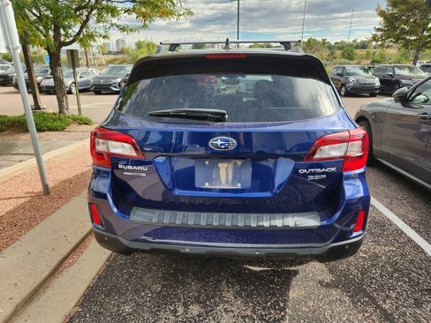 Used 2017 Subaru Outback 3.6R Touring w/ Popular Package #5A AWD/4WD image 9