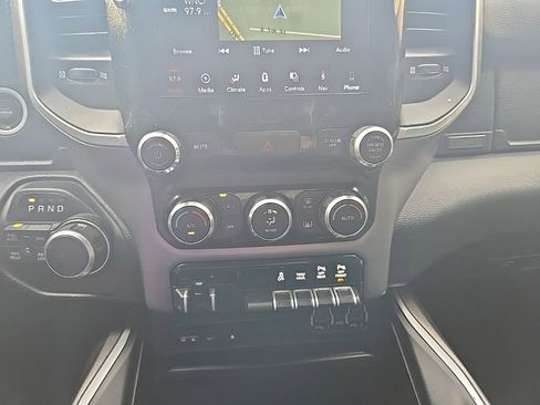 Used 2019 RAM 1500 Big Horn AWD/4WD image 17