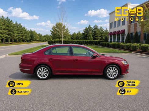 Used 2018 Volkswagen Passat 2.0T S w/ Driver Assistance Package FWD image 6