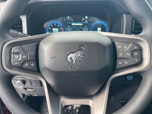 New 2025 Ford Bronco Base image 12