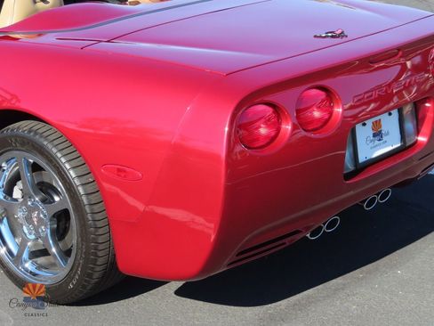 Used 2004 Chevrolet Corvette Convertible w/ Preferred Equipment Group image 16