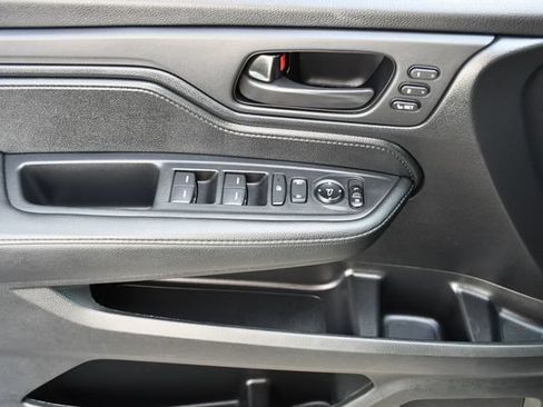Used 2025 Honda Odyssey EX-L image 28