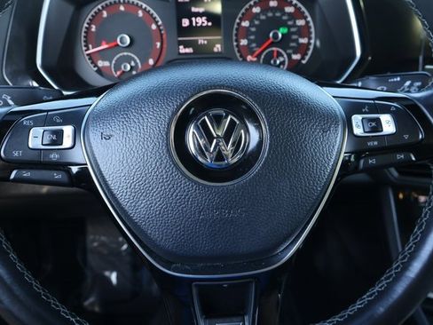 Used 2019 Volkswagen Jetta R-Line image 18