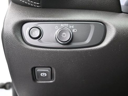 Used 2024 Chevrolet Blazer LT image 31