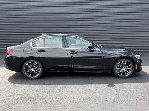 Used 2020 BMW 330i Sedan w/ Driving Assistance Package RWD image 8