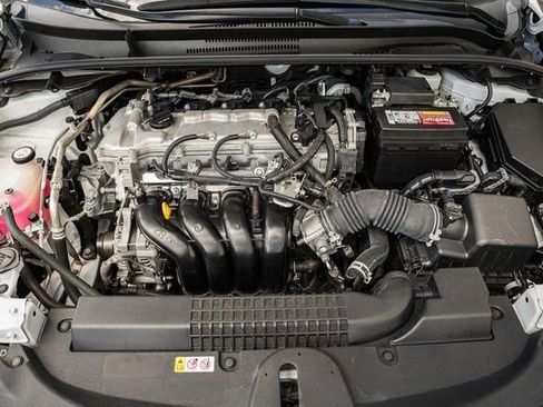 Used 2022 Toyota Corolla LE image 16