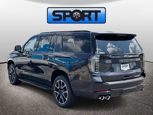 New 2026 Chevrolet Suburban RST w/ RST Capability Package AWD/4WD image 2