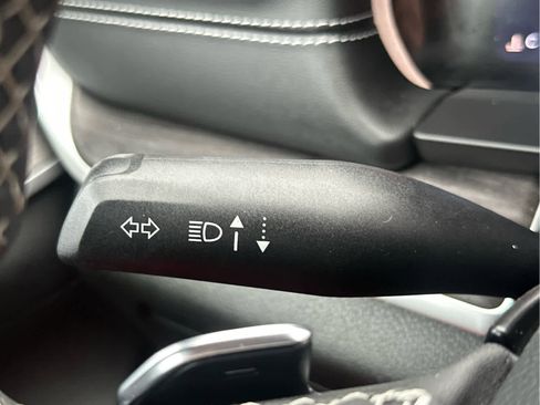 Used 2024 Jeep Grand Cherokee Limited image 29