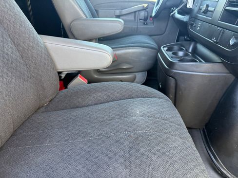 Used 2024 Chevrolet Express 2500 w/ Driver Convenience Package image 26