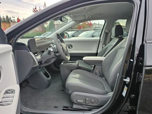 New 2025 Hyundai Ioniq 5 SEL image 16