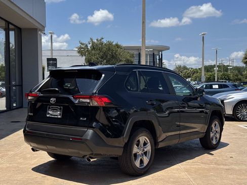 Used 2024 Toyota RAV4 XLE FWD image 3
