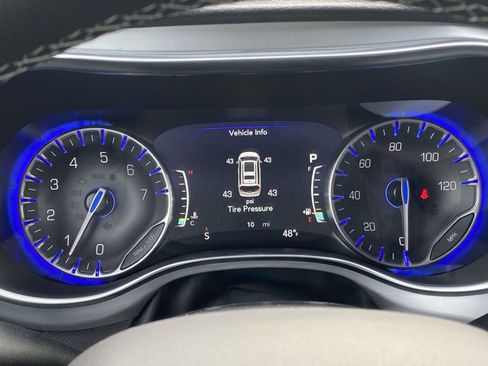 New 2026 Chrysler Pacifica Limited image 26