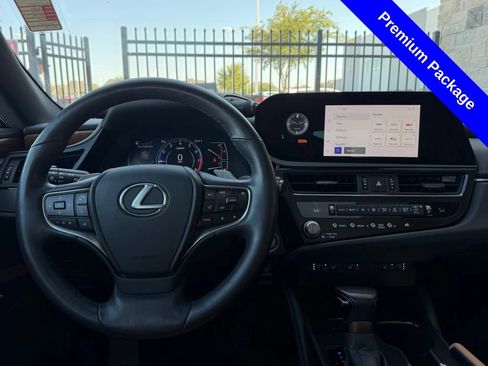 Used 2024 Lexus ES 350 w/ Premium Package FWD image 7