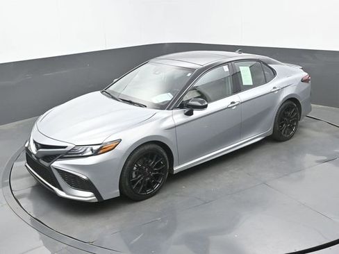 Used 2023 Toyota Camry XSE image 33