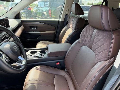 Certified 2026 Honda Pilot Elite image 13