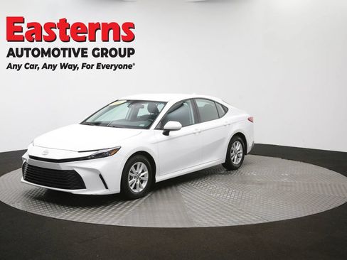Used 2025 Toyota Camry LE FWD image 55