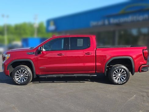 Used 2020 GMC Sierra 1500 AT4 w/ AT4 Preferred Package AWD/4WD image 3