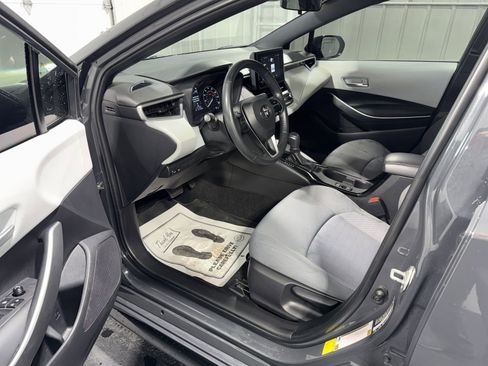 Used 2024 Toyota Corolla SE image 16