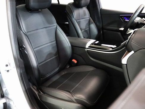 Used 2024 Mercedes-Benz GLC 300 GLC 300 w/ Driver Assistance Package image 21