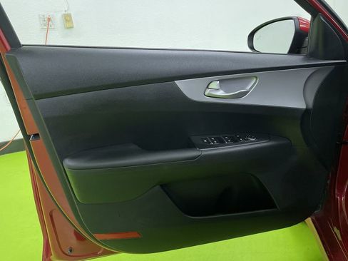 Used 2023 Kia Forte LXS w/ LXS Technology Package image 16