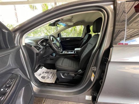 Used 2021 Ford Edge SE FWD image 14