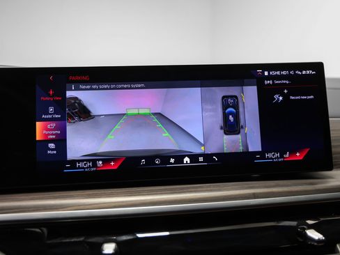 Used 2025 BMW X5 M60i image 49