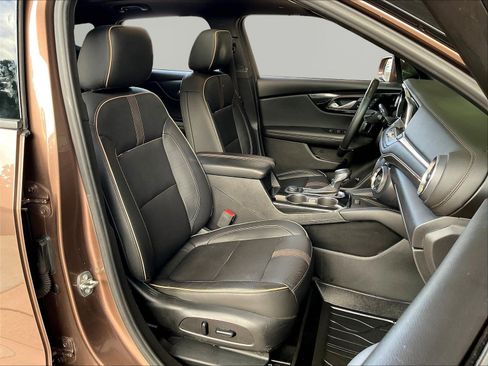 Used 2019 Chevrolet Blazer Premier w/ Sun and Wheels Package FWD image 29
