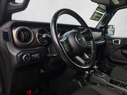 Used 2021 Jeep Wrangler Unlimited Sport AWD/4WD image 9