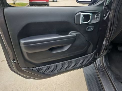 Used 2023 Jeep Wrangler Unlimited Sport AWD/4WD image 20
