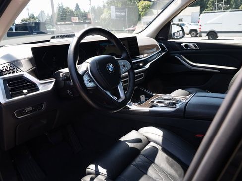 Used 2023 BMW X7 xDrive40i image 19