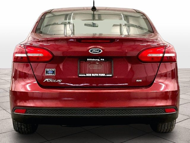 Used 2017 Ford Focus SE FWD image 5