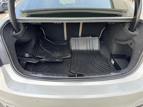 Used 2017 BMW 330i Sedan RWD image 21