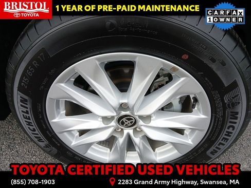 Certified 2025 Toyota Corolla Cross LE image 12