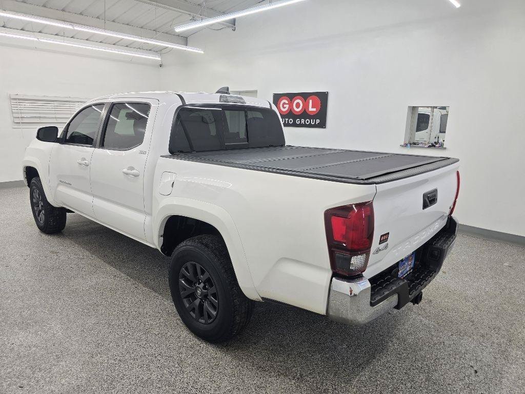 Used 2021 Toyota Tacoma SR5 AWD/4WD image 4