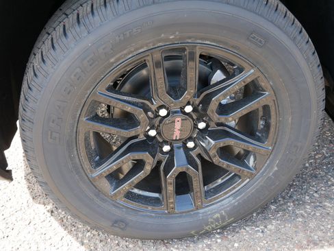 New 2026 GMC Sierra 1500 Elevation AWD/4WD image 9